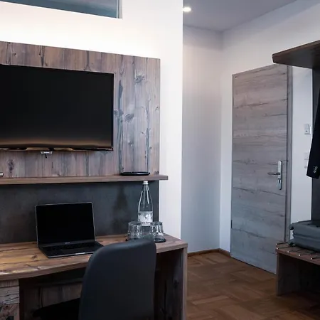 Heimat בית הארחה